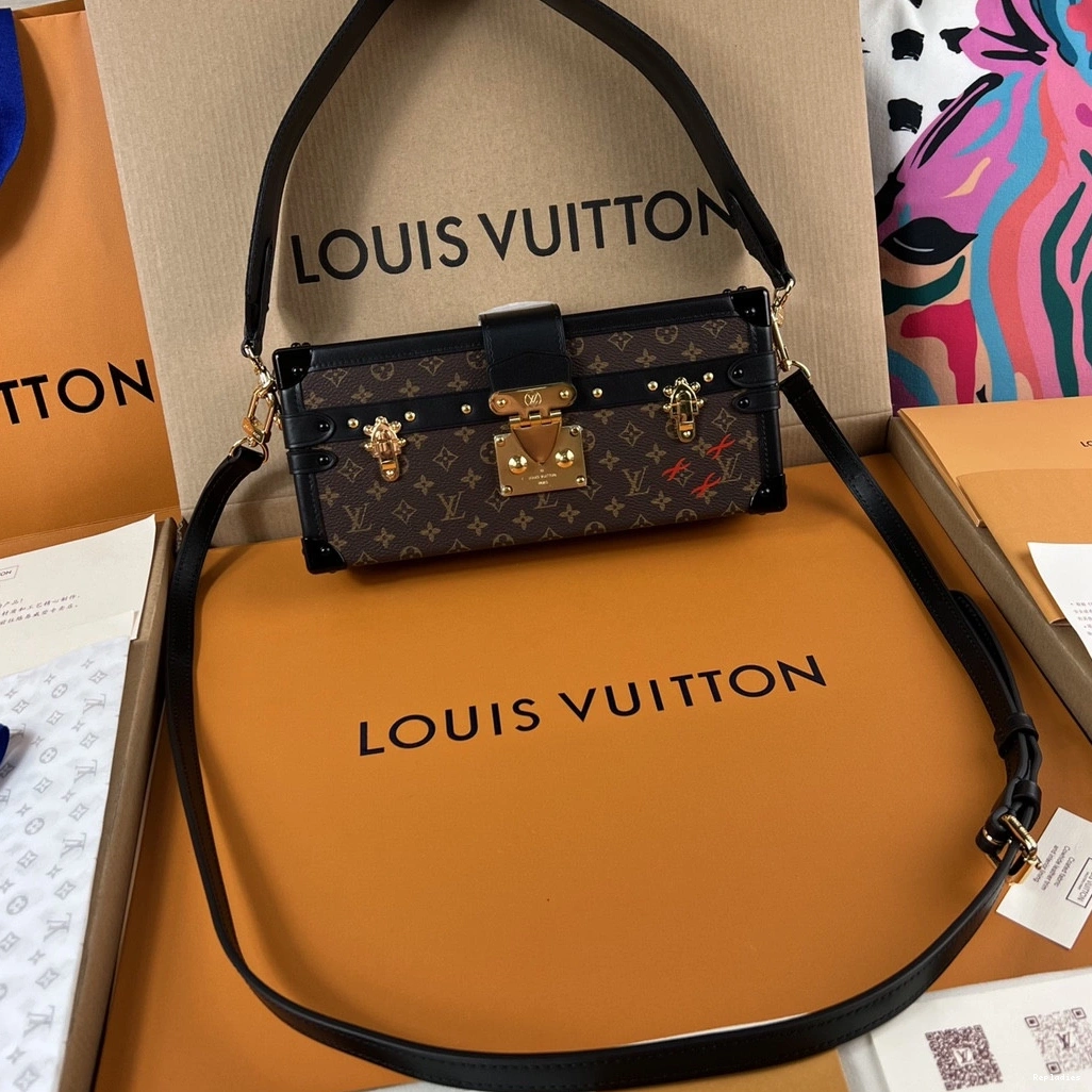 Fake Louis Bags LOUIS PETITE WEST MALLE EAST VUITTON 0812